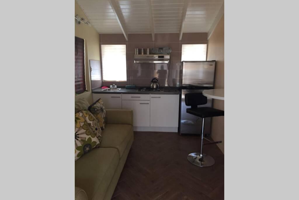 Cozy Studio With Private Spa Oranjestad Esterno foto