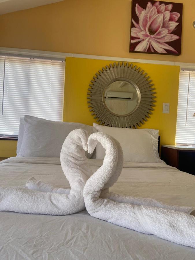 Cozy Studio With Private Spa Oranjestad Esterno foto